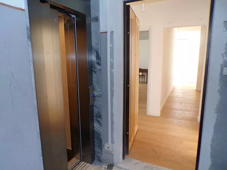 Immagine 28 di Attico in vendita  in via dei Passeri 12 a Cagliari