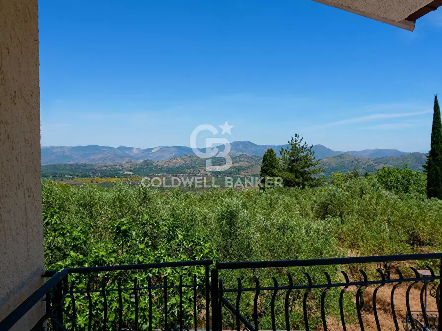 Immagine 12 di Villa in vendita  in Contrada Sciaramanica a Linguaglossa