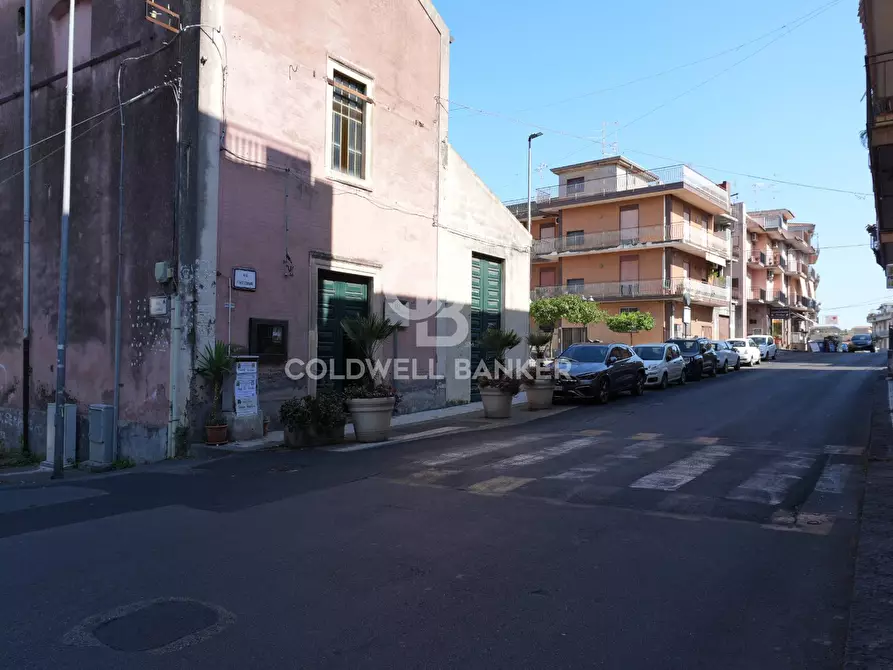 Immagine 24 di Appartamento in vendita  in via Finocchiari 192 a Aci Catena