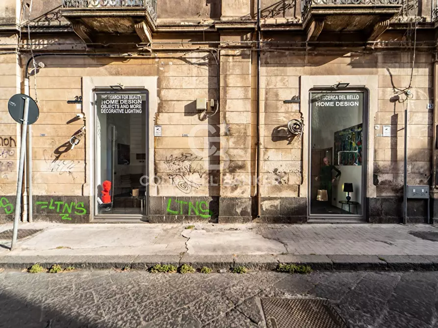 Immagine 2 di Negozio in vendita  in via oberdan 139 a Catania