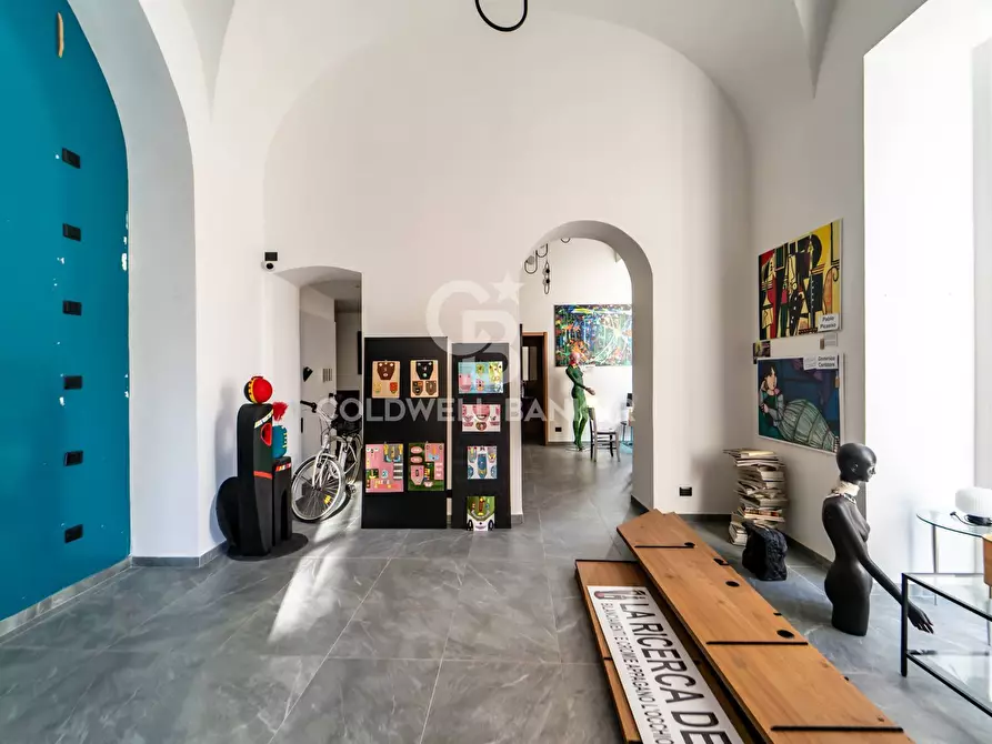 Immagine 5 di Negozio in vendita  in via oberdan 139 a Catania