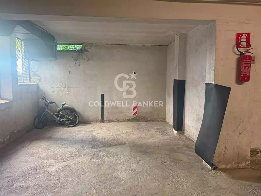 Immagine 1 di Box auto in vendita  in Via Marcina 19 a Cerveteri