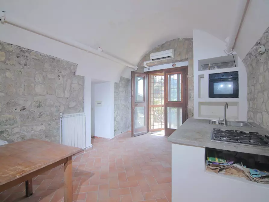 Immagine 17 di Appartamento in vendita  in Via Della Porticella 14 a Castelnuovo Di Porto