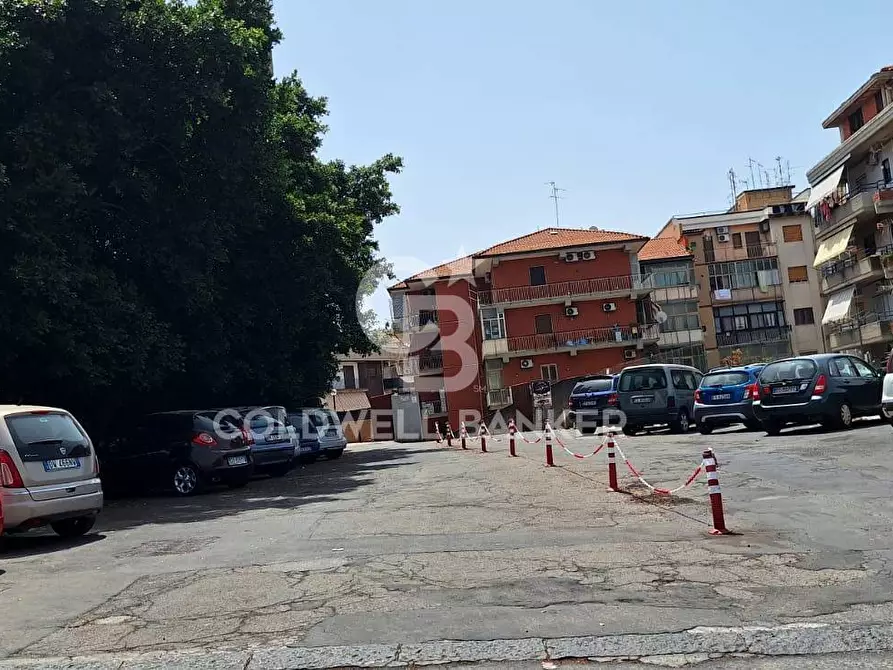Immagine 2 di Appartamento in vendita  in Via Antonio Locatelli 13 a Catania