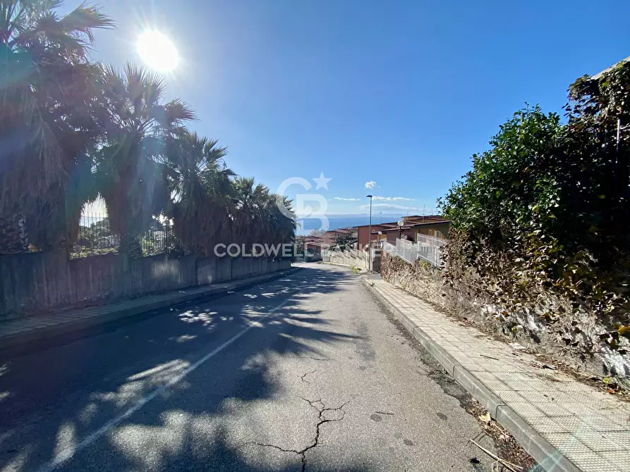 Immagine 37 di Appartamento in vendita  in Via Vampolieri 50 a Aci Castello