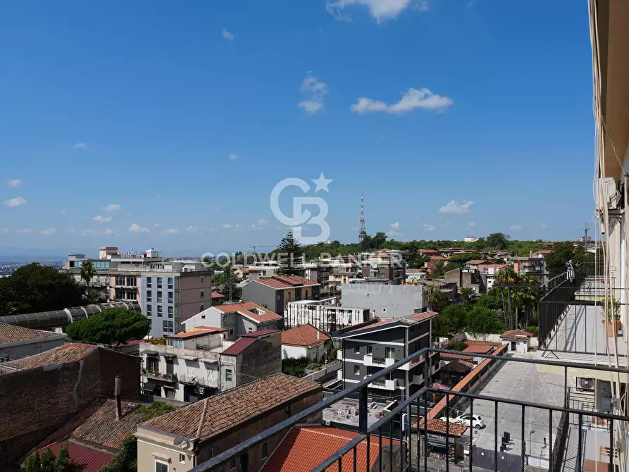 Immagine 2 di Appartamento in vendita  in Via Del Bosco 130 a Catania