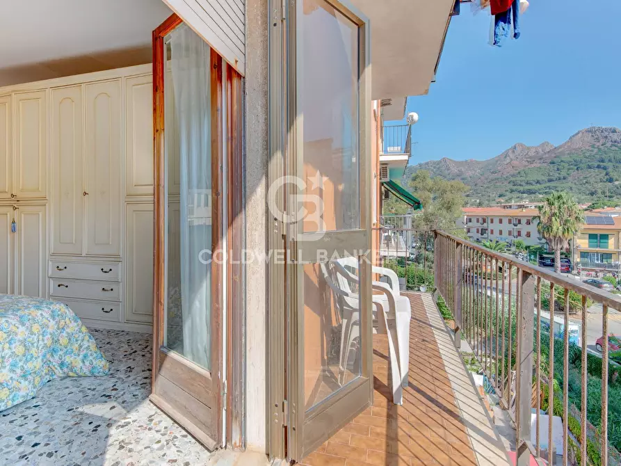 Immagine 3 di Appartamento in vendita  in Piazza Palestro a Porto Azzurro