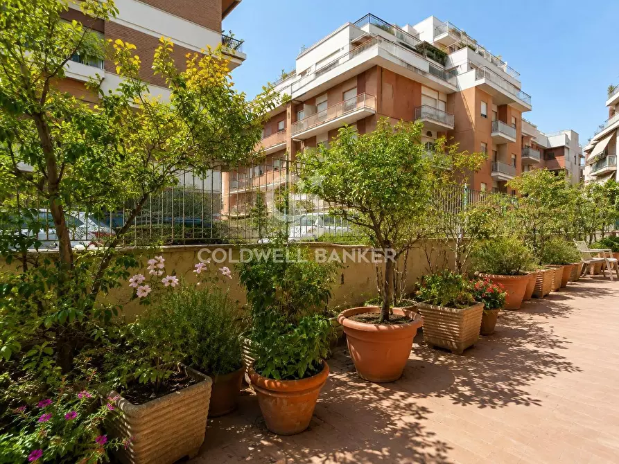 Immagine 14 di Appartamento in vendita  in Via Emilio Albertario a Roma