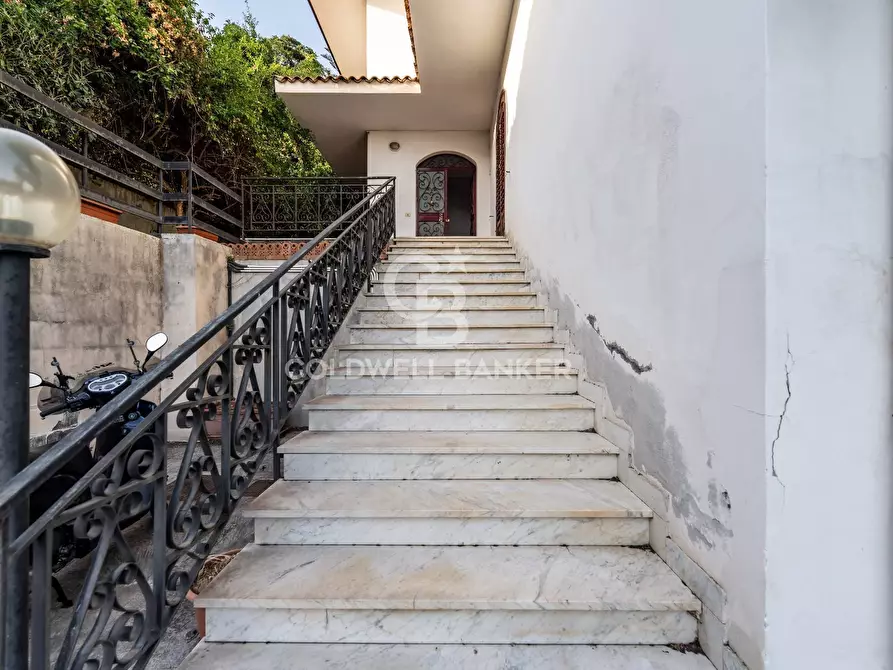 Immagine 5 di Villa in vendita  a Gravina Di Catania