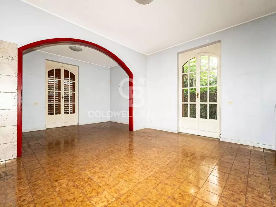 Immagine 19 di Villa in vendita  a Gravina Di Catania