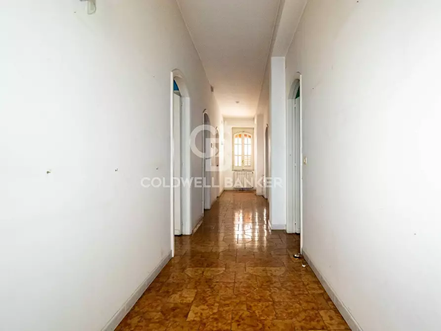 Immagine 25 di Villa in vendita  a Gravina Di Catania