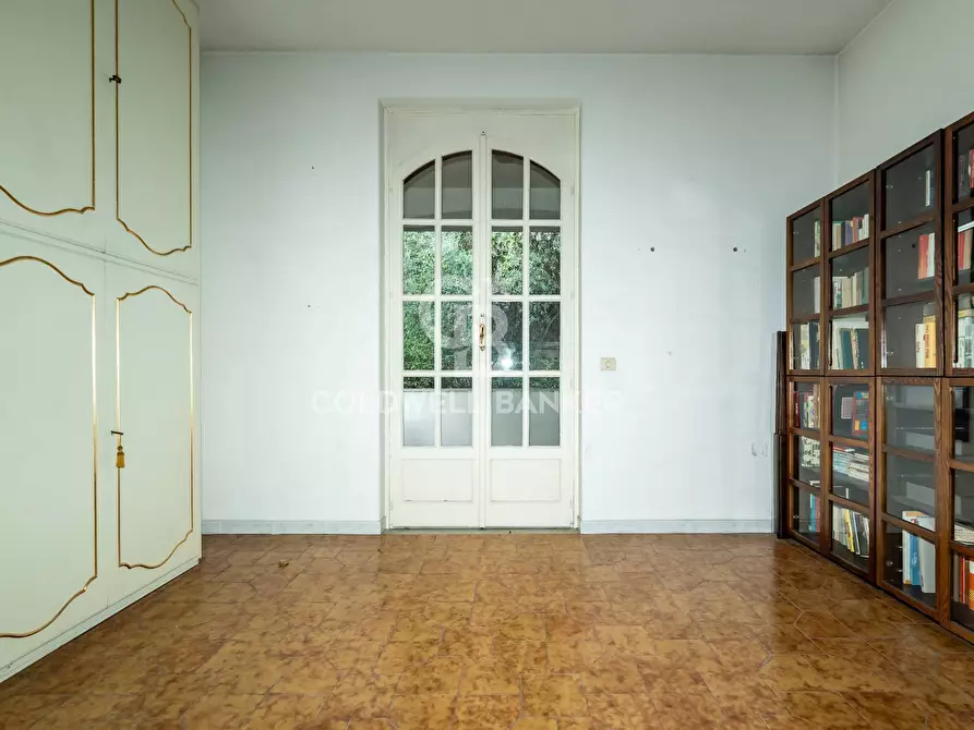 Immagine 42 di Villa in vendita  a Gravina Di Catania