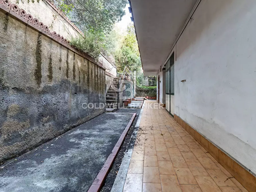 Immagine 54 di Villa in vendita  a Gravina Di Catania