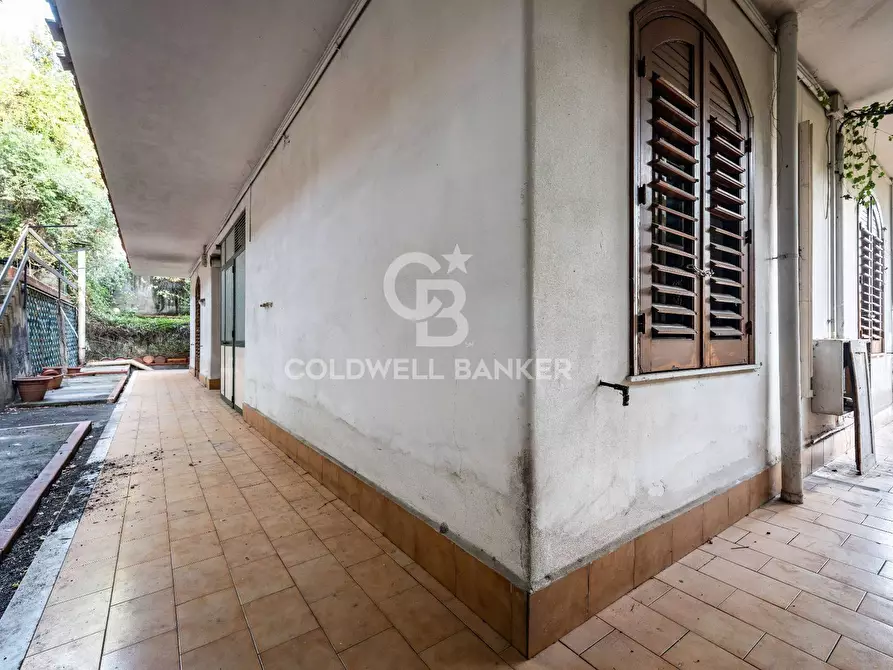 Immagine 55 di Villa in vendita  a Gravina Di Catania