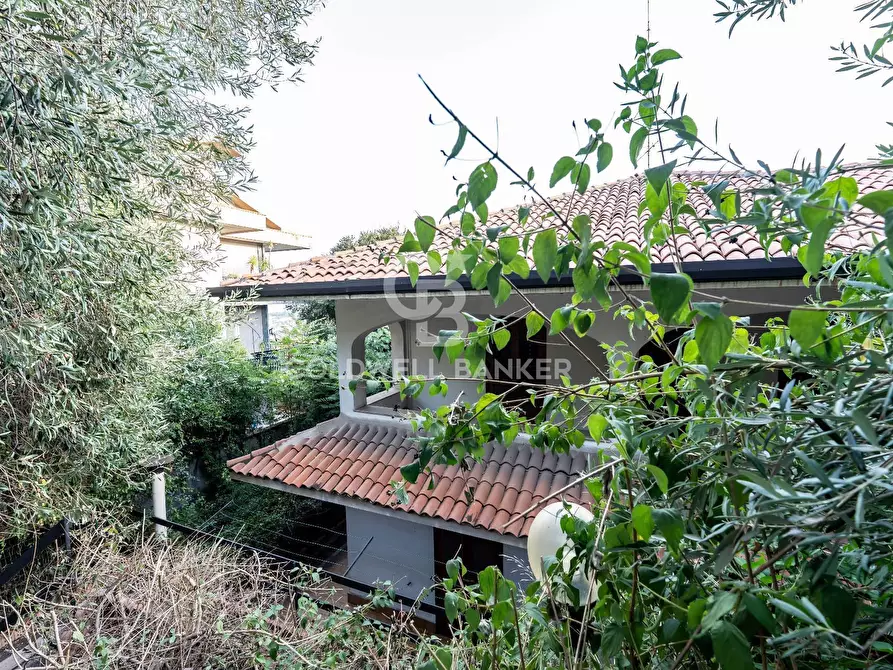 Immagine 71 di Villa in vendita  a Gravina Di Catania