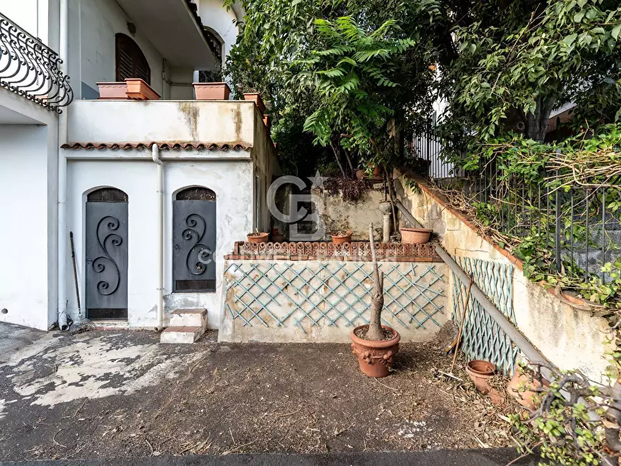 Immagine 76 di Villa in vendita  a Gravina Di Catania