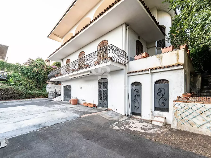 Immagine 79 di Villa in vendita  a Gravina Di Catania