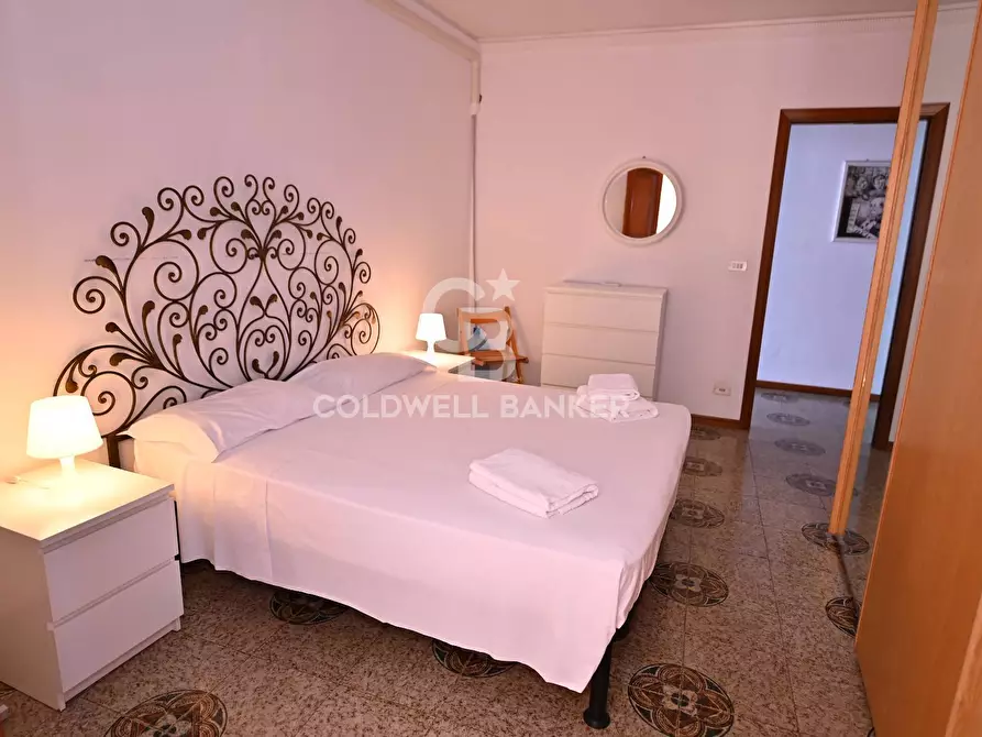 Immagine 27 di Appartamento in vendita  in lungomare tysandros 38 a Giardini-Naxos