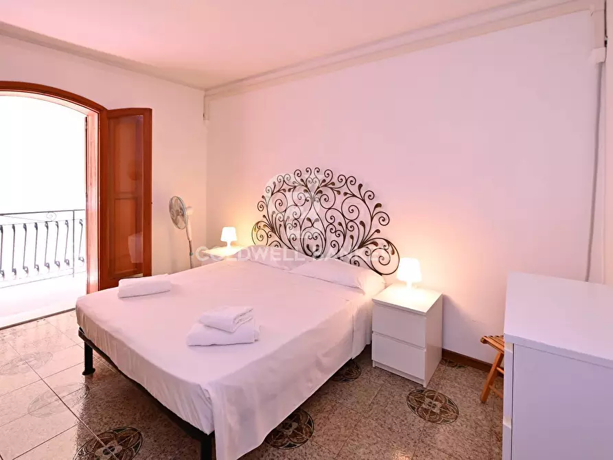 Immagine 30 di Appartamento in vendita  in lungomare tysandros 38 a Giardini-Naxos