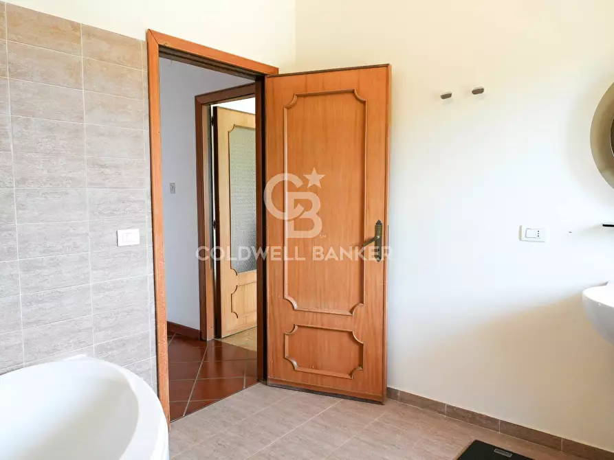 Immagine 36 di Villa in vendita  in VIA PABLO PICASSO 15 a Trecastagni