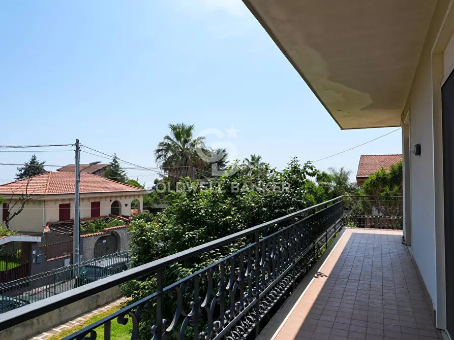 Immagine 22 di Villa in vendita  in VIA PABLO PICASSO 15 a Trecastagni