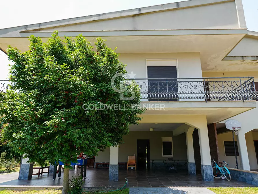 Immagine 3 di Villa in vendita  in VIA PABLO PICASSO 15 a Trecastagni