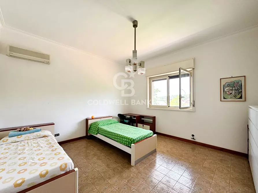 Immagine 52 di Villa in vendita  in VIA PABLO PICASSO 15 a Trecastagni