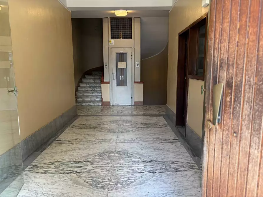 Immagine 4 di Appartamento in vendita  in Via Aurelia 232 a Roma