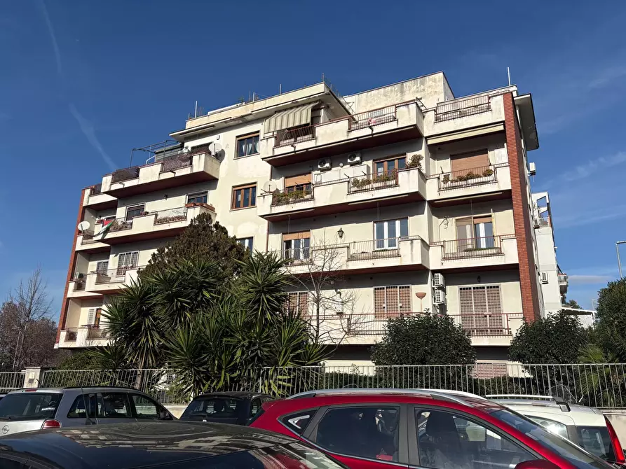 Immagine 1 di Appartamento in vendita  in Via Aurelia 232 a Roma