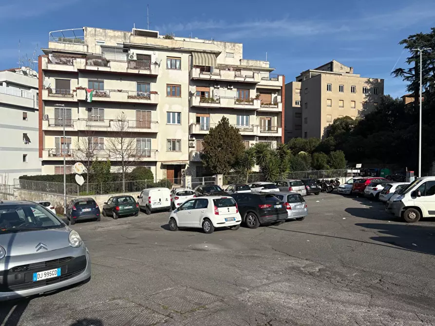 Immagine 24 di Appartamento in vendita  in Via Aurelia 232 a Roma