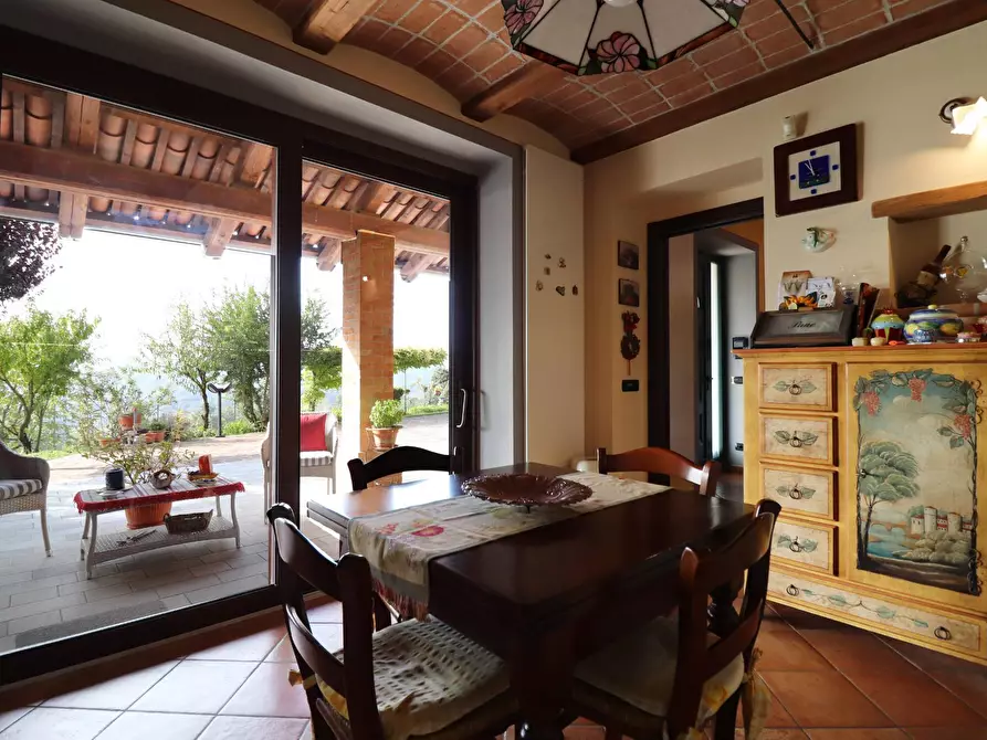 Immagine 14 di Villa in vendita  in Località riviera a Monforte D'alba