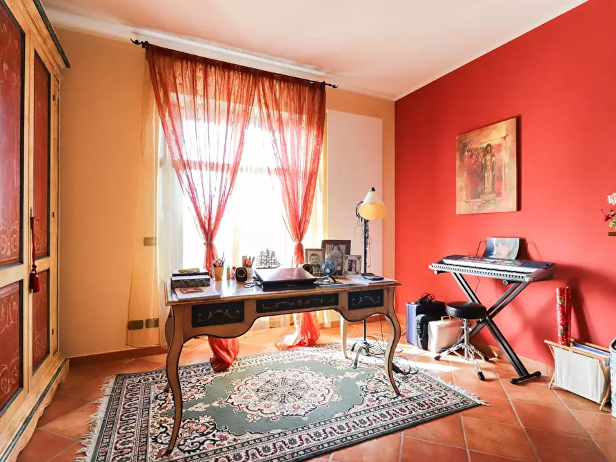 Immagine 15 di Villa in vendita  in Località riviera a Monforte D'alba