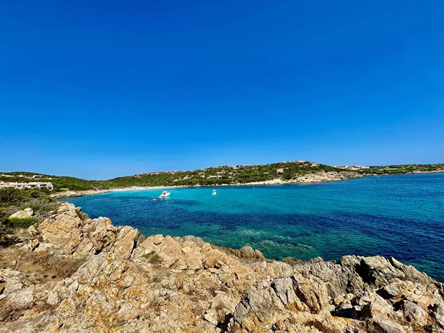 Immagine 19 di Appartamento in vendita  in Cala de Flores Porto Cervo snc a Arzachena