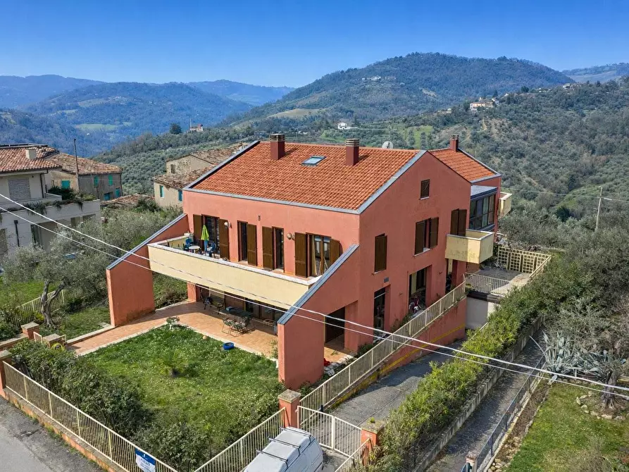 Immagine 3 di Casa indipendente in vendita  in Via Serra Di Sotto 38 a Montefiore Conca