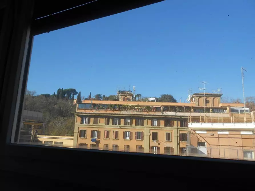 Immagine 17 di Appartamento in affitto  in viale di trastevere a Roma