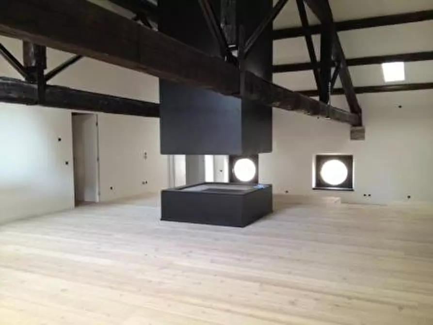 Immagine 2 di Appartamento in vendita  a Mantova