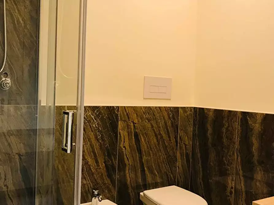 Immagine 12 di Appartamento in vendita  a Mantova