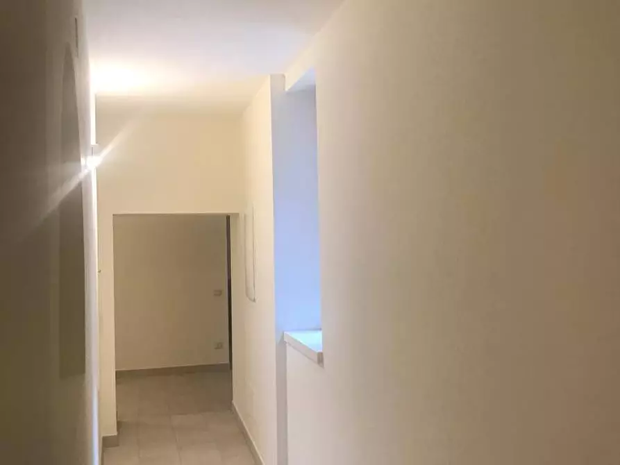 Immagine 9 di Appartamento in vendita  a Mantova