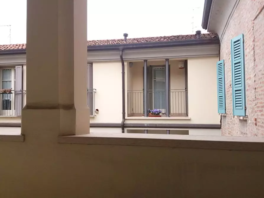 Immagine 10 di Appartamento in vendita  a Mantova