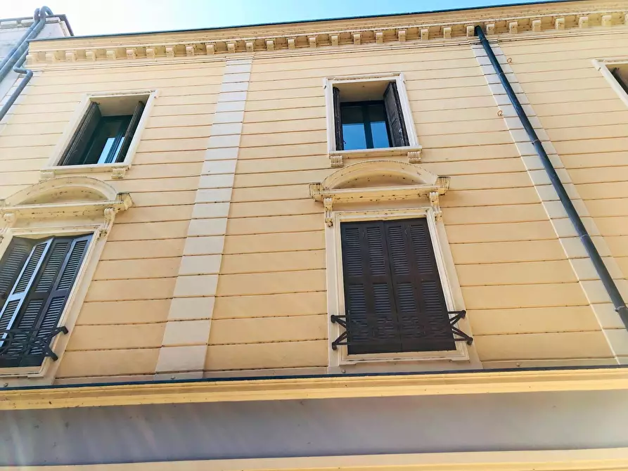 Immagine 25 di Appartamento in vendita  a Mantova