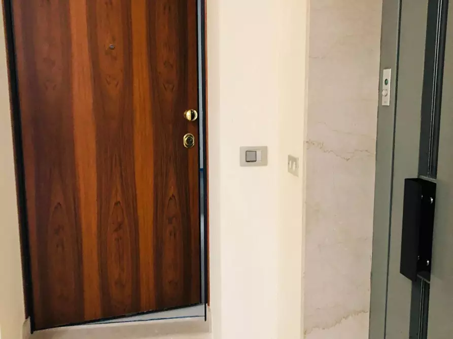 Immagine 33 di Appartamento in vendita  a Mantova