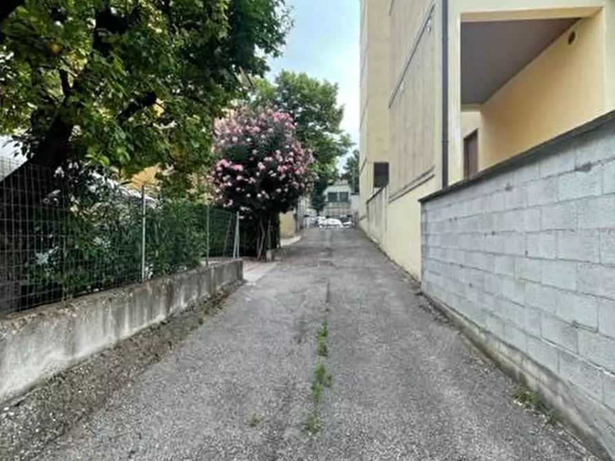 Immagine 24 di Casa indipendente in vendita  a Mantova