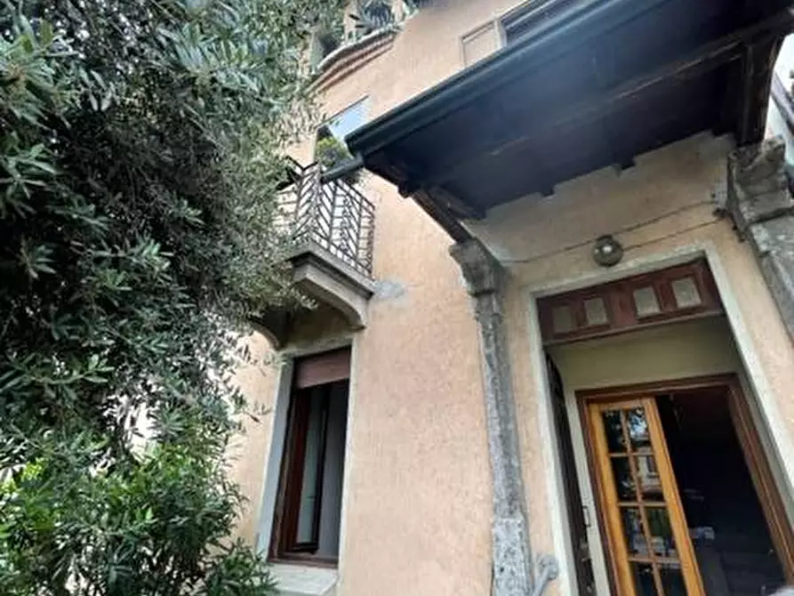 Immagine 3 di Casa indipendente in vendita  a Mantova