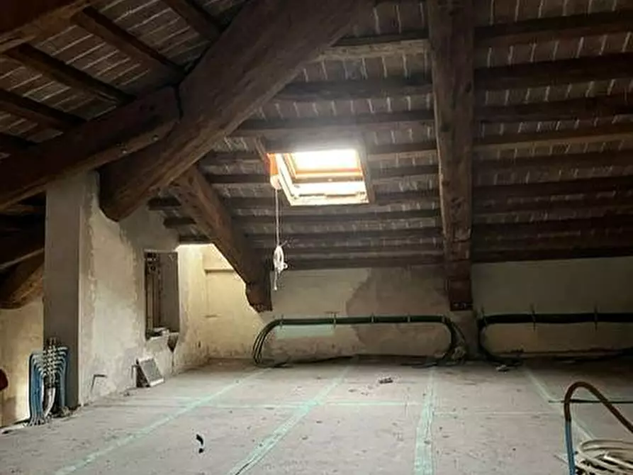 Immagine 7 di Appartamento in vendita  a Mantova