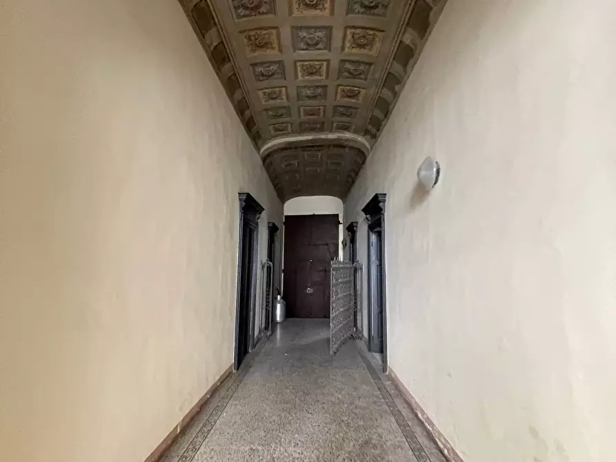 Immagine 2 di Appartamento in vendita  a Mantova