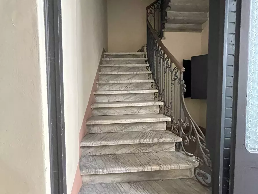 Immagine 13 di Appartamento in vendita  a Mantova