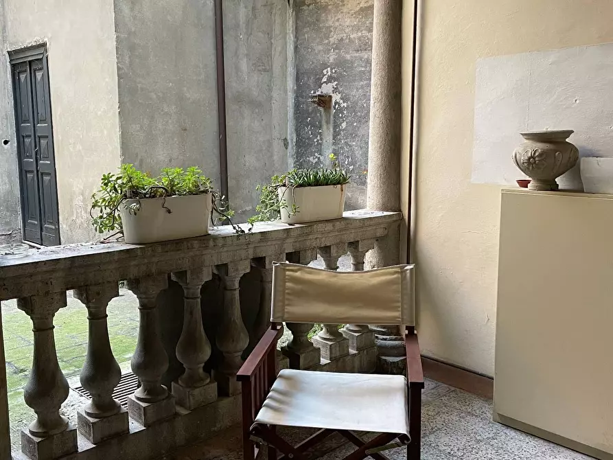 Immagine 11 di Appartamento in vendita  a Mantova