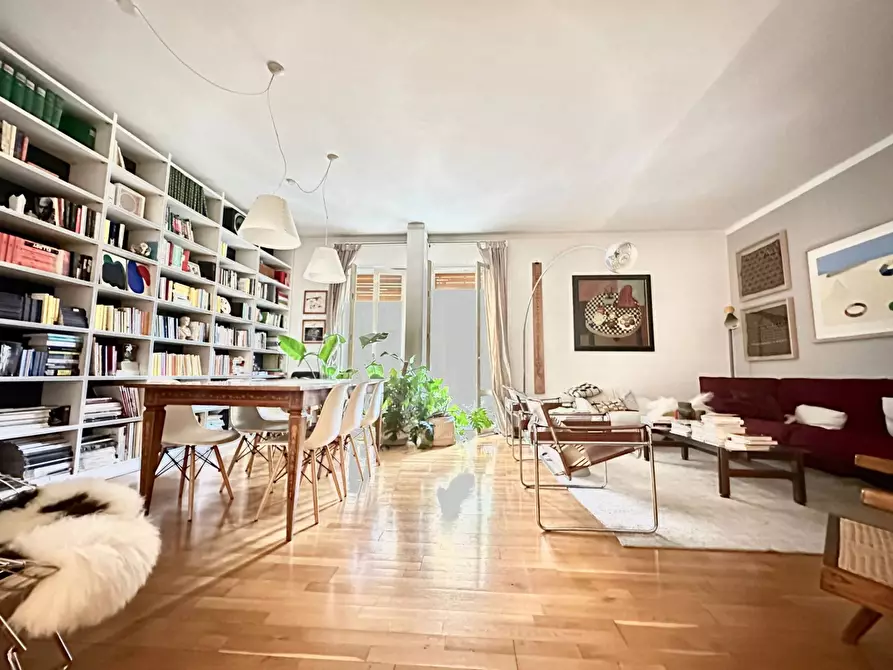 Immagine 1 di Appartamento in vendita  a Mantova
