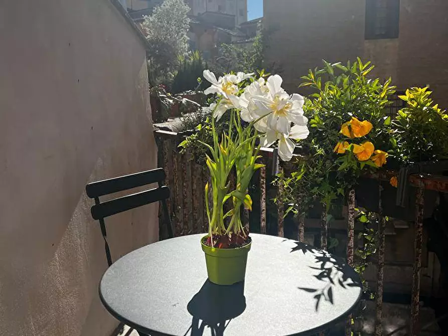 Immagine 4 di Appartamento in vendita  a Mantova