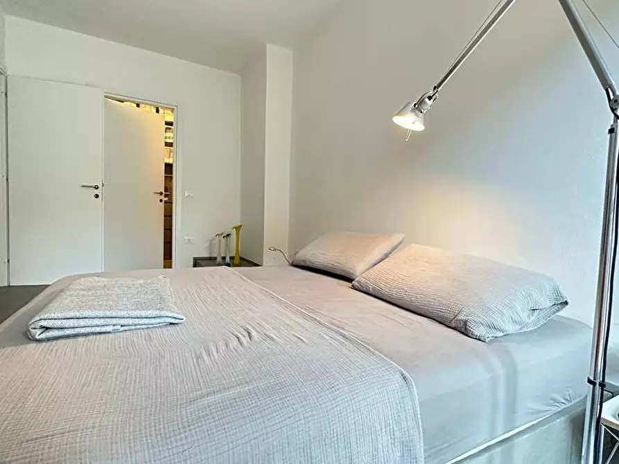 Immagine 12 di Appartamento in vendita  a Mantova